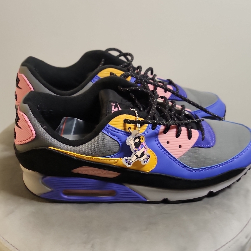 Nike Air Max in Blue, Yellow, and Pink - Picture 5 of 5